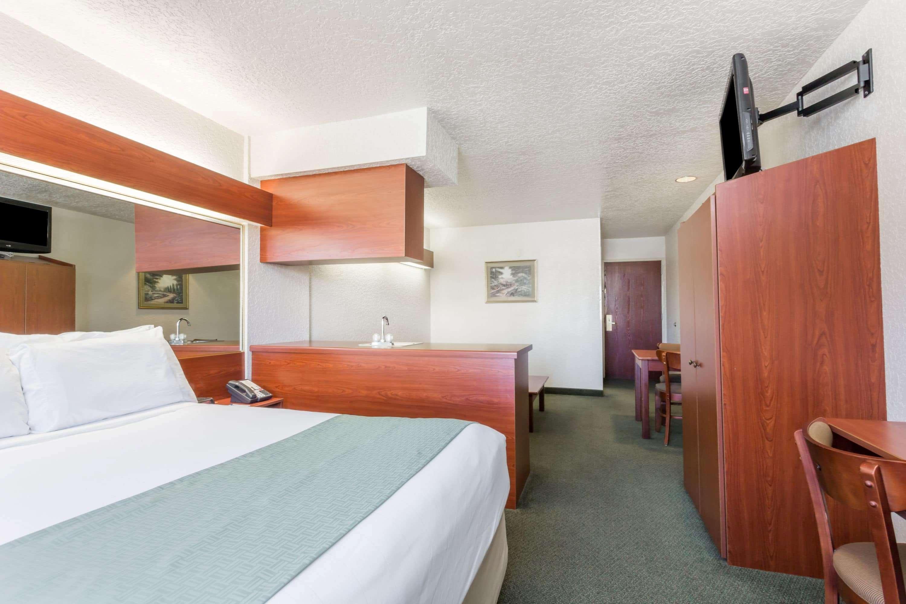 Microtel Inn&Suites Marianna Eksteriør bilde